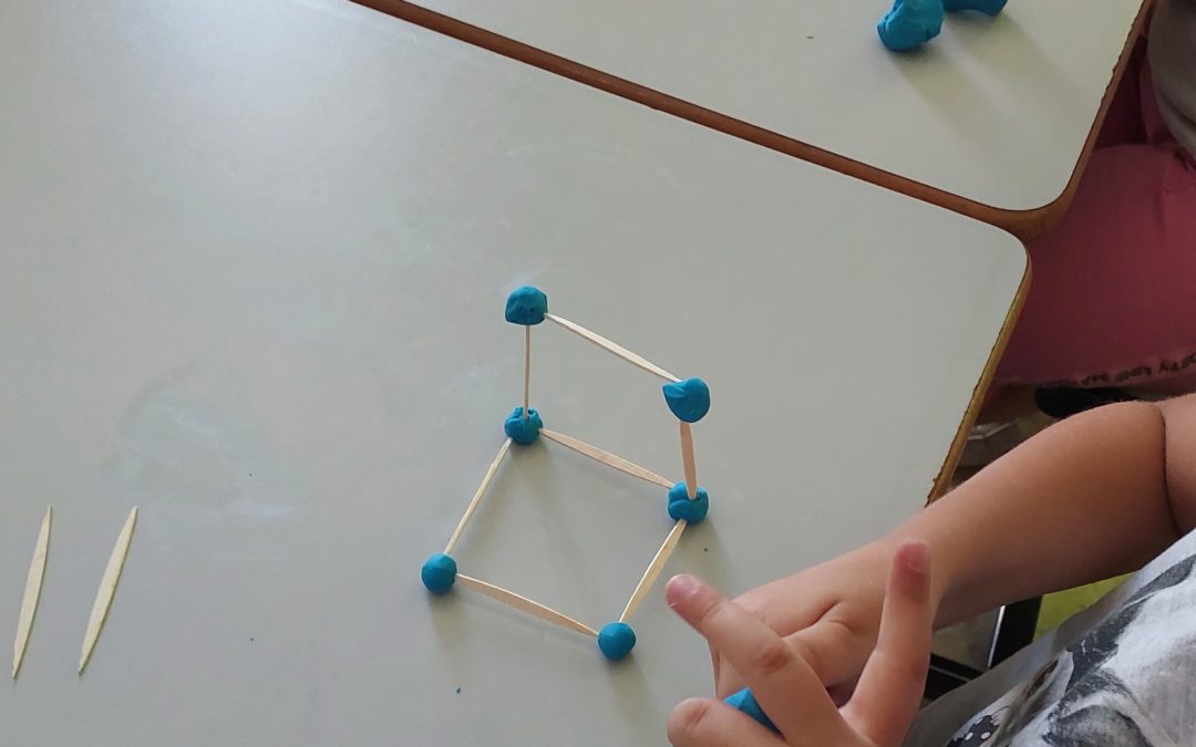 EMAT matematika programaren barruan GEOMETRIA lantzen aritu dira LH1ekoak.