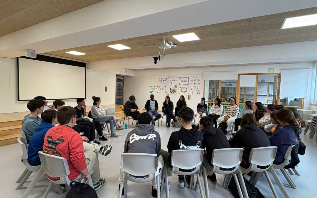 DBHko ikasleek, Senegaldar komunitatearen errealitatea bertatik bertara ezagutzeko aukera izan dute gaurkoan.