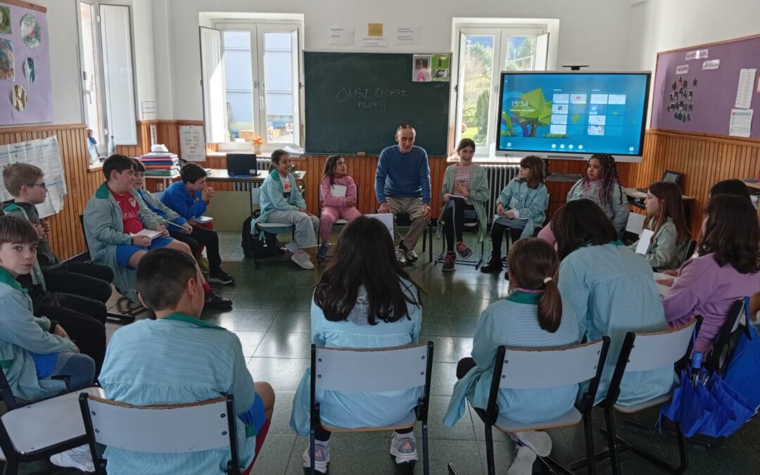 FELIPE  URIARTEren  “MARMOTARENAK”  LIBURUA  EZAGUTZEKO  AUKERA  IZAN  DUTE  LH  4.MAILAKO  IKASLEEK.